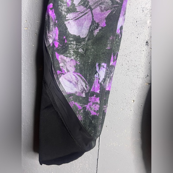 Lululemon Wunder Under High Rise Crop 23" Scallop Full-On Luxtreme Floral 4 - Picture 8 of 9